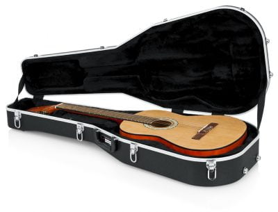 Gator Deluxe Molded Classical Guitar Case