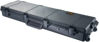 Pelican iM3300 Storm long case in black featuring press-and-pull latches and rugged wheels
