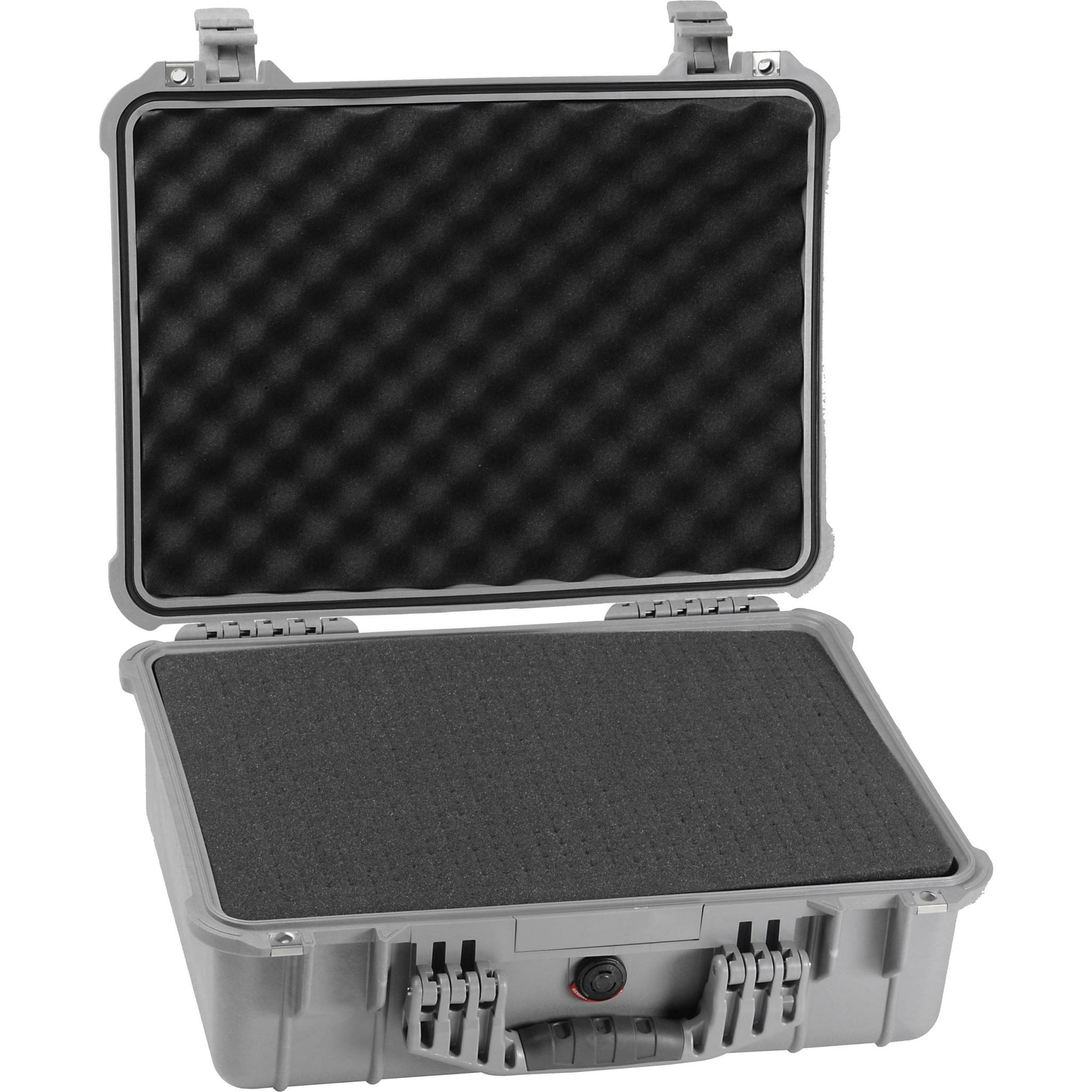 pelican_1520_000_180_1520_case_with_foam_70627-scaled-1.jpg