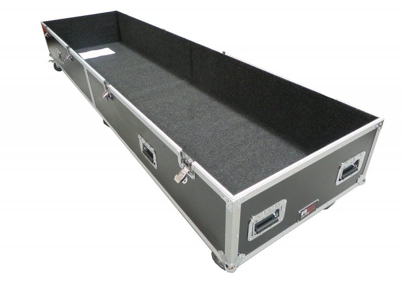 Large utility or packing case