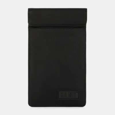 slnt faraday phone sleeve m