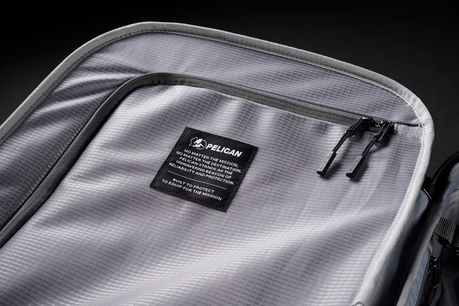 pelican aegis hy22 interior black 05 Pelican HY22 Aegis Carry-On Rolling Hybrid Duffel - Image 11